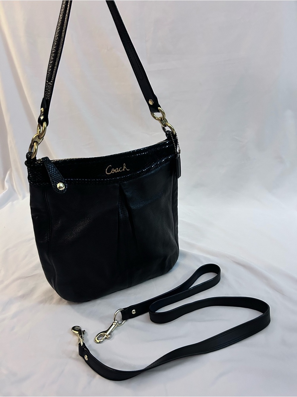 Coach Black Leather Shoulder Bag